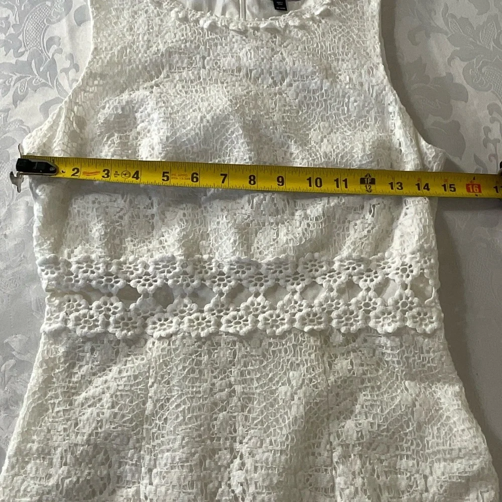 TopShop white sleeveless eyelet Lace Sleeveless short dress Women Size 4 - Picture 5 of 9